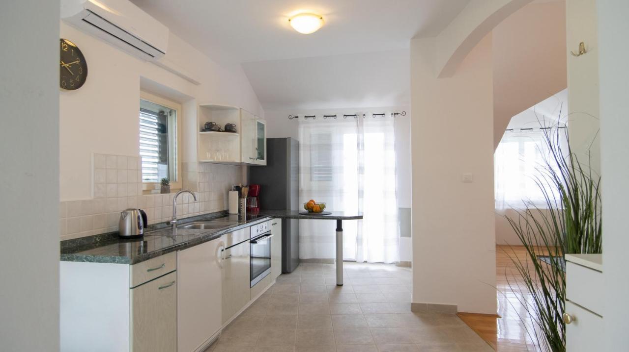 Mozart Apartments Baška Voda Dış mekan fotoğraf